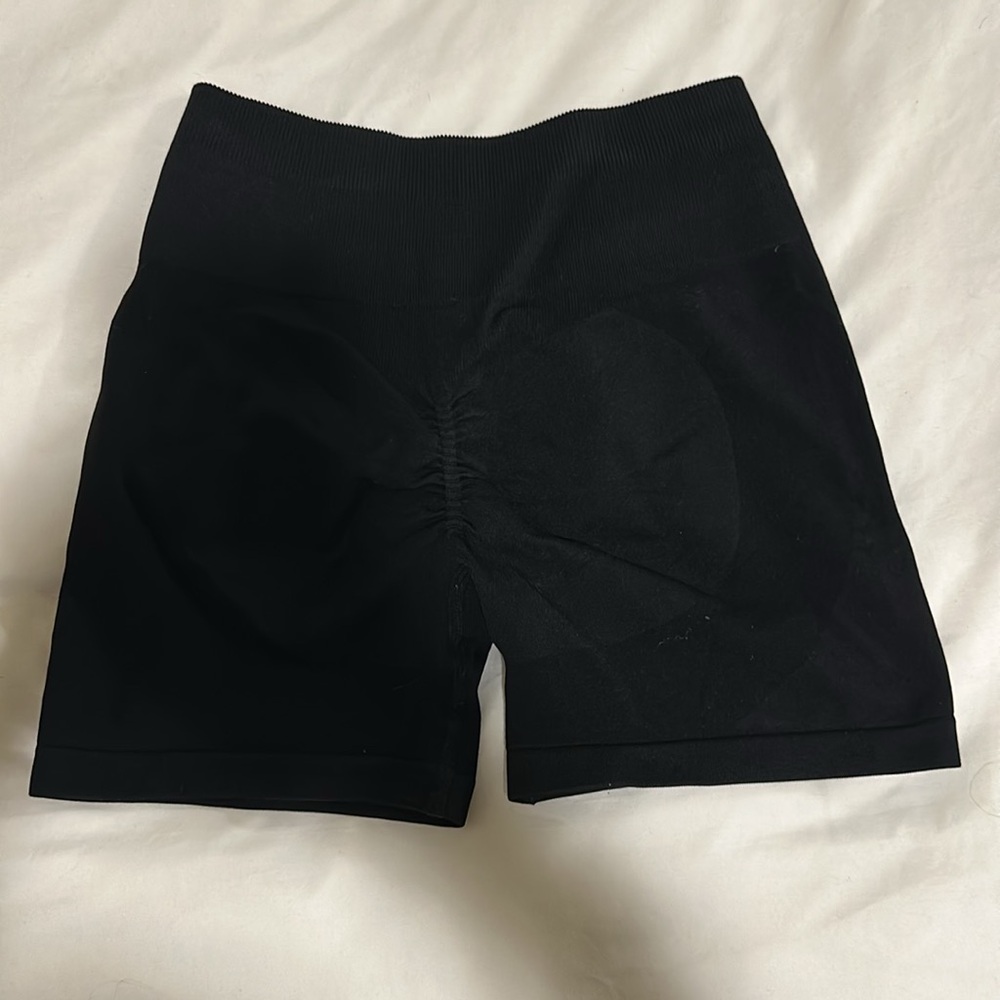 Darc Sport Black Women's Shorts Size SMALL - Picture 2 of 2
